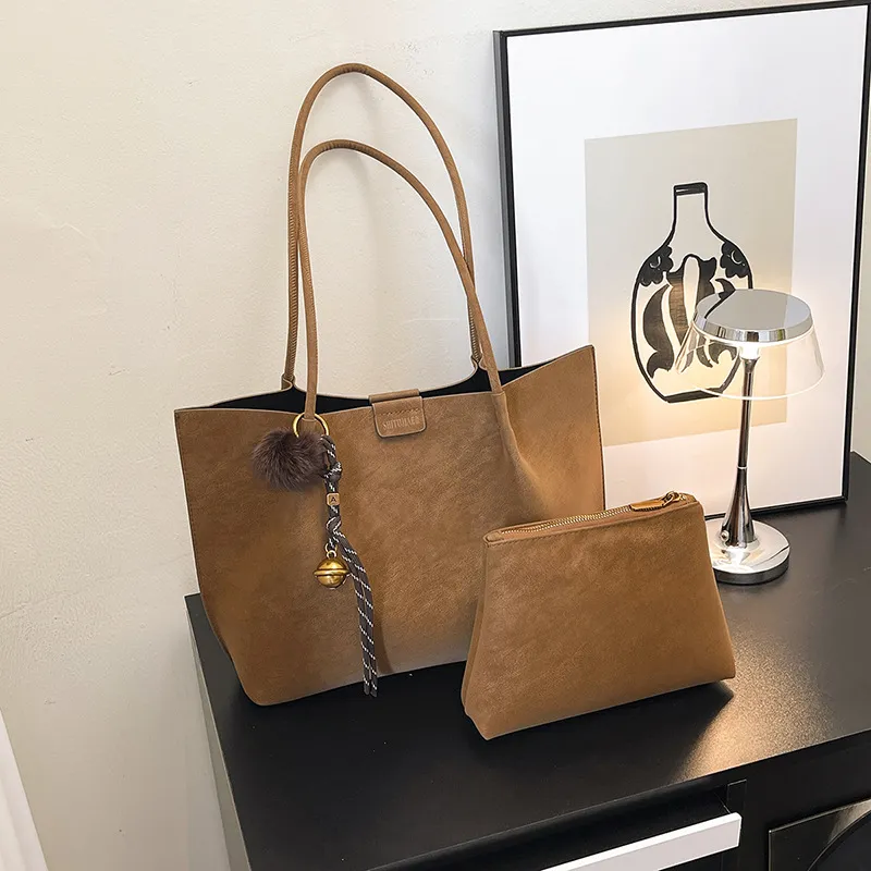 Women Fashion Retro PU Leather Large Capacity Tote Shoulder Bag Set with Magnetic Clasp