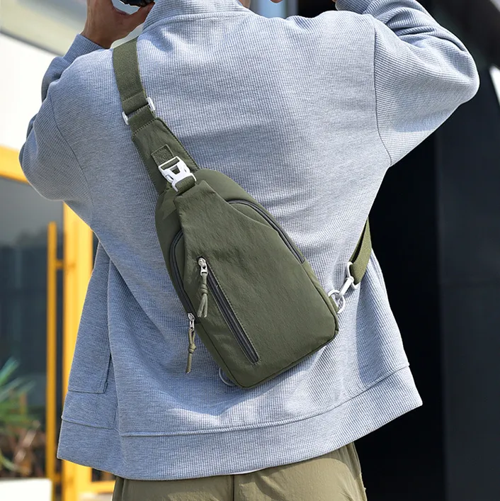 Men's Fashion Casual Solid Color Nylon Chest Bag for Travel