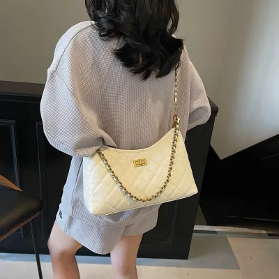 Women Fashion Retro Solid Color Rhomboid Chain Shoulder Bag PU Crossbody Purse