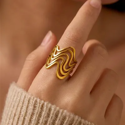 Women's Fashion Hollow Electroplated 316L Stainless Steel Geometric Ring