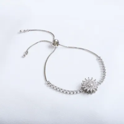 Women Fashion Elegant Rhinestone Flower Bracelet
