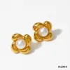Gold Earrings (D2903)
