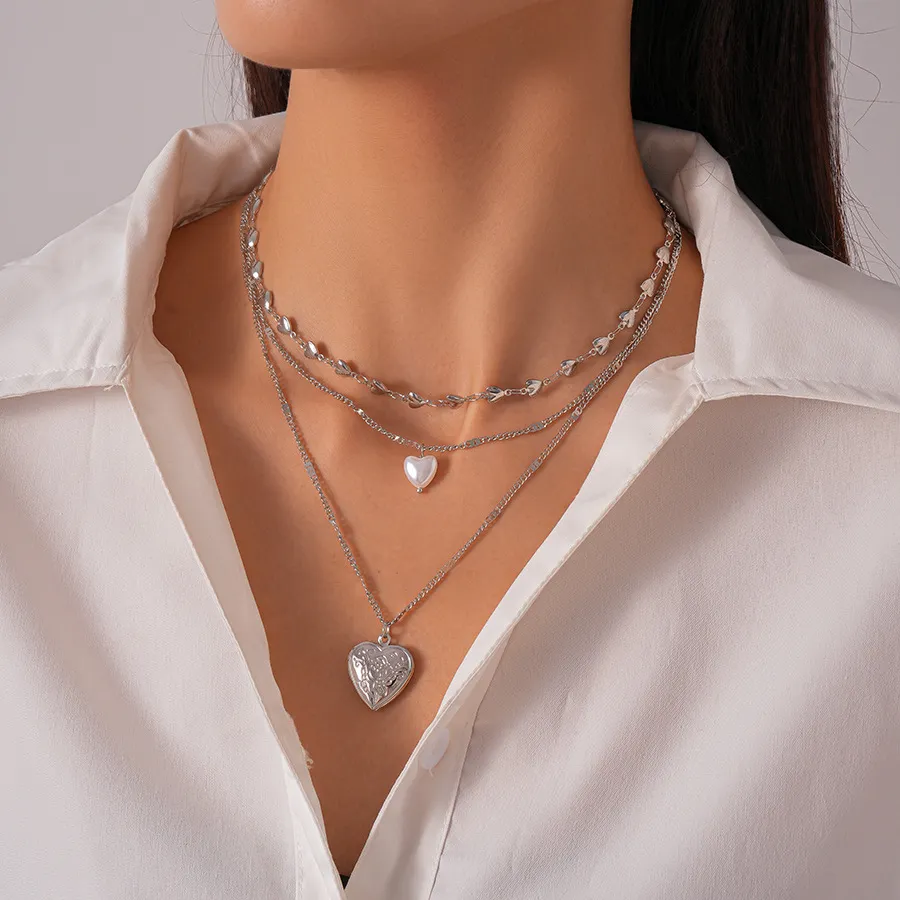 Women Fashion Imitation Pearl Love Heart Three-Layer Stacked Alloy Necklace