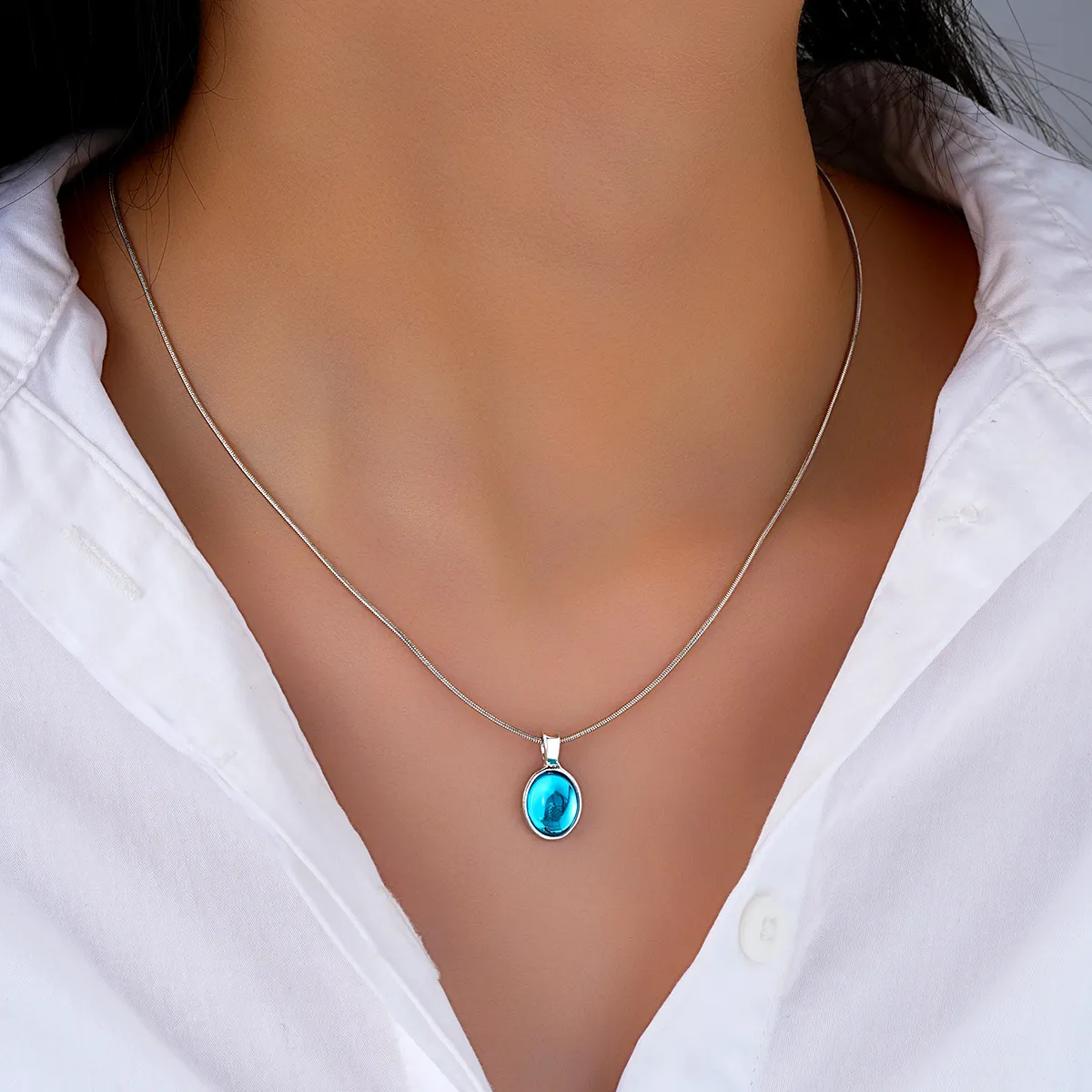 Women's Fashion Simple Gemstone Pendant Clavicle Chain Necklace
