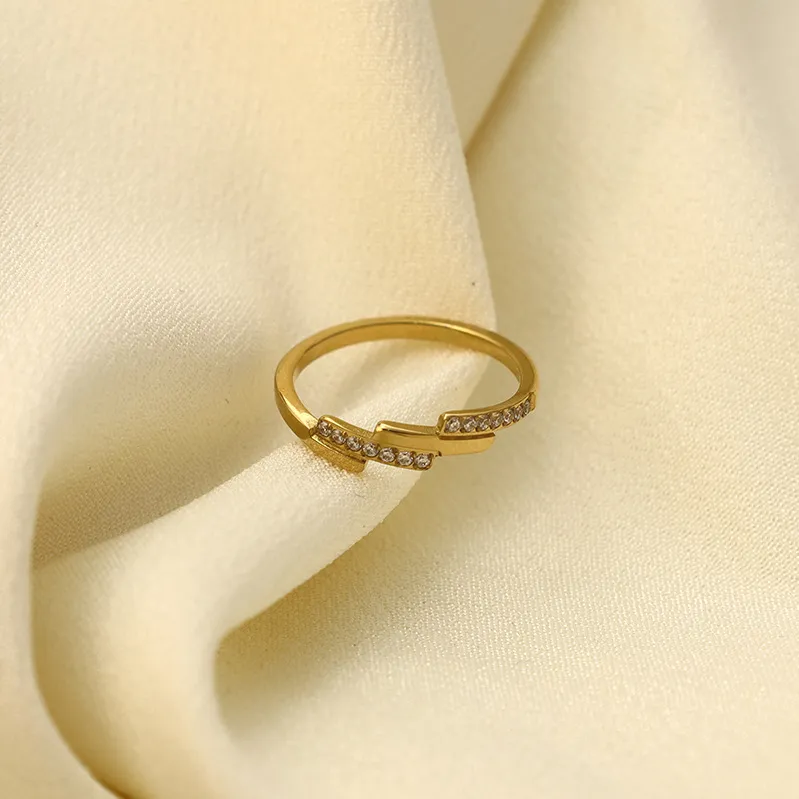 Women's Fashion Multi-Layer Zircon 316L Stainless Steel Geometric Ring