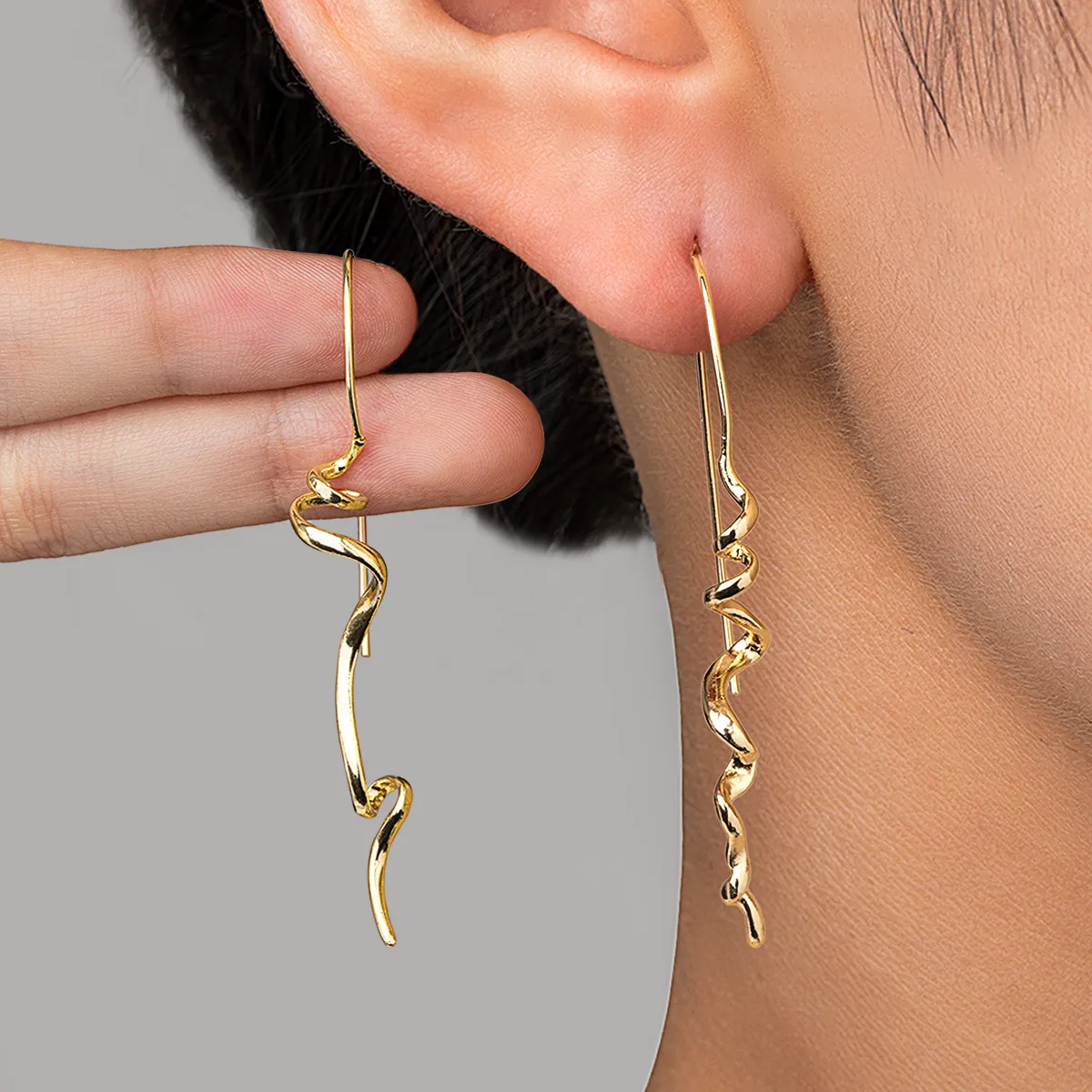 Women Fashion Irregular Copper Spiral Earrings