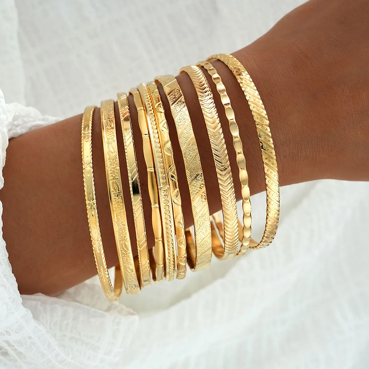 Women Fashion Geometric Twist Multi-Layer Stacked Bracelet Set