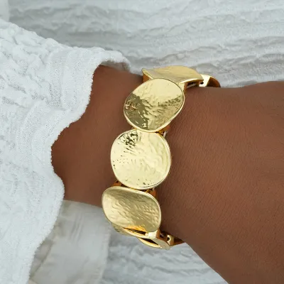 Women Fashion Geometric Metal Pleated Round Elastic Bracelet