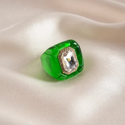 Women's Geometric Hexagon Pleated Pattern Resin Zircon Ring