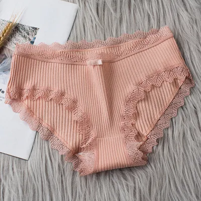 Women Fashion Sexy Solid Color Lace Threaded Mid-Waist Breathable Underwear