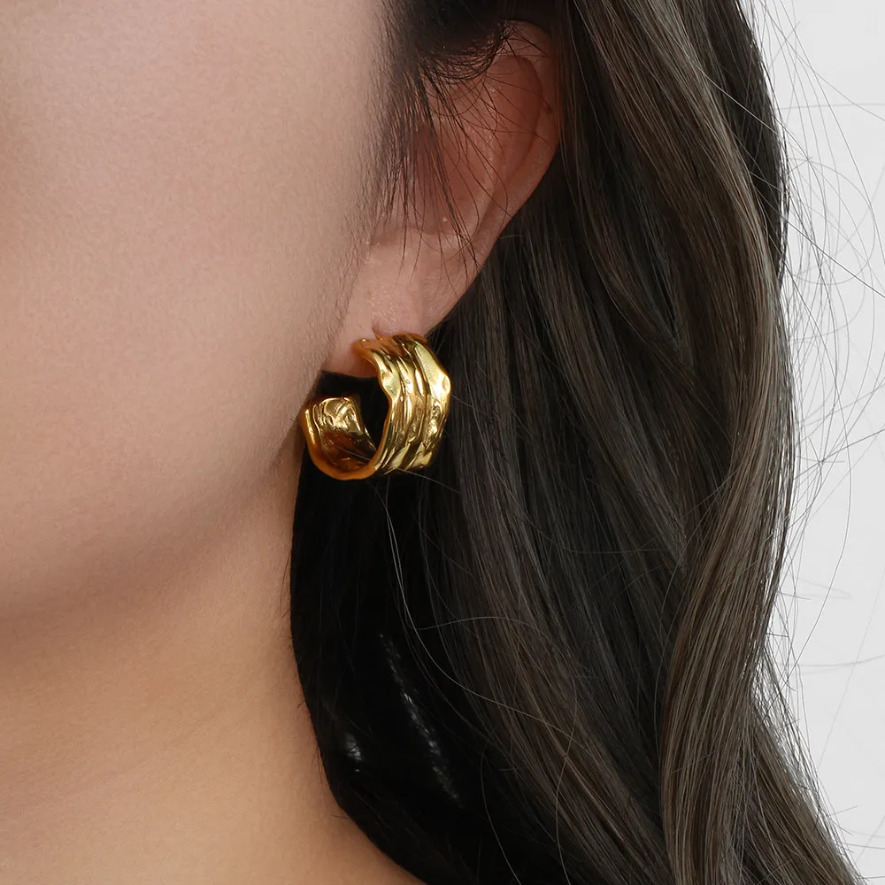 Women Retro 316L Stainless Steel Electroplated Gold C-Shaped Earrings