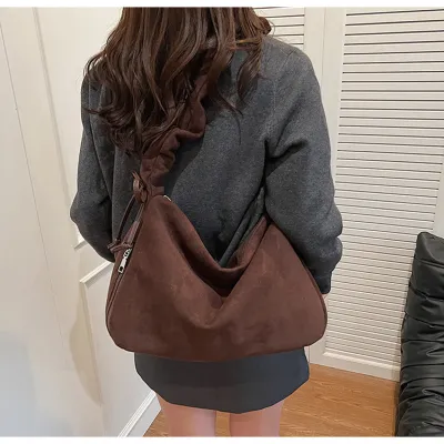 Women Retro Casual Pleated Solid Color Large Capacity Canvas Shoulder Bag