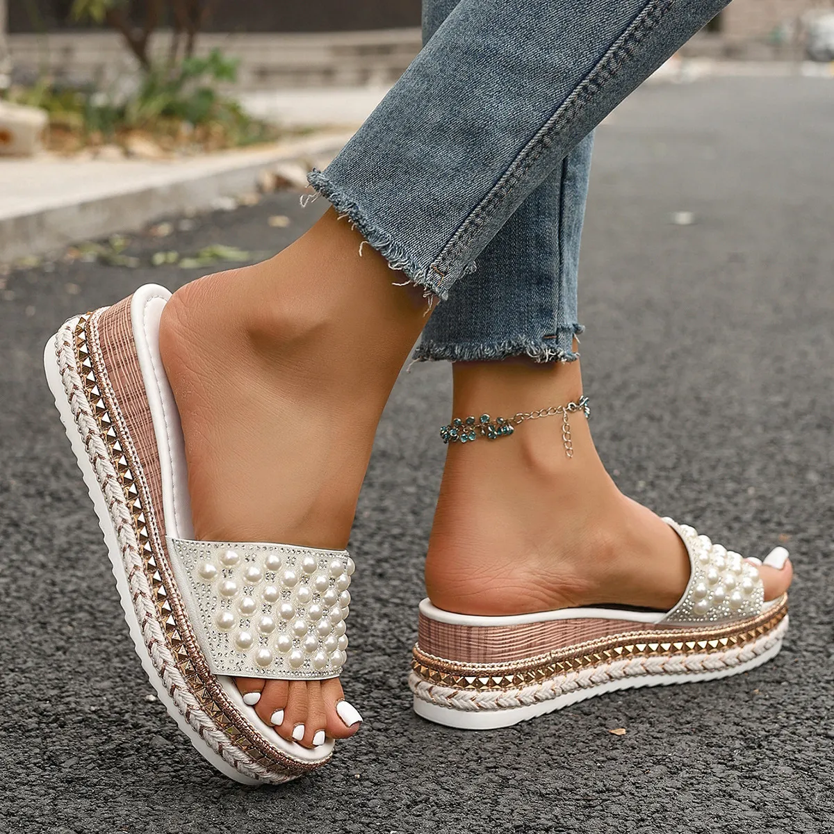 Women Fashion Pearl Rivet Round Toe Wedge Platform Slippers