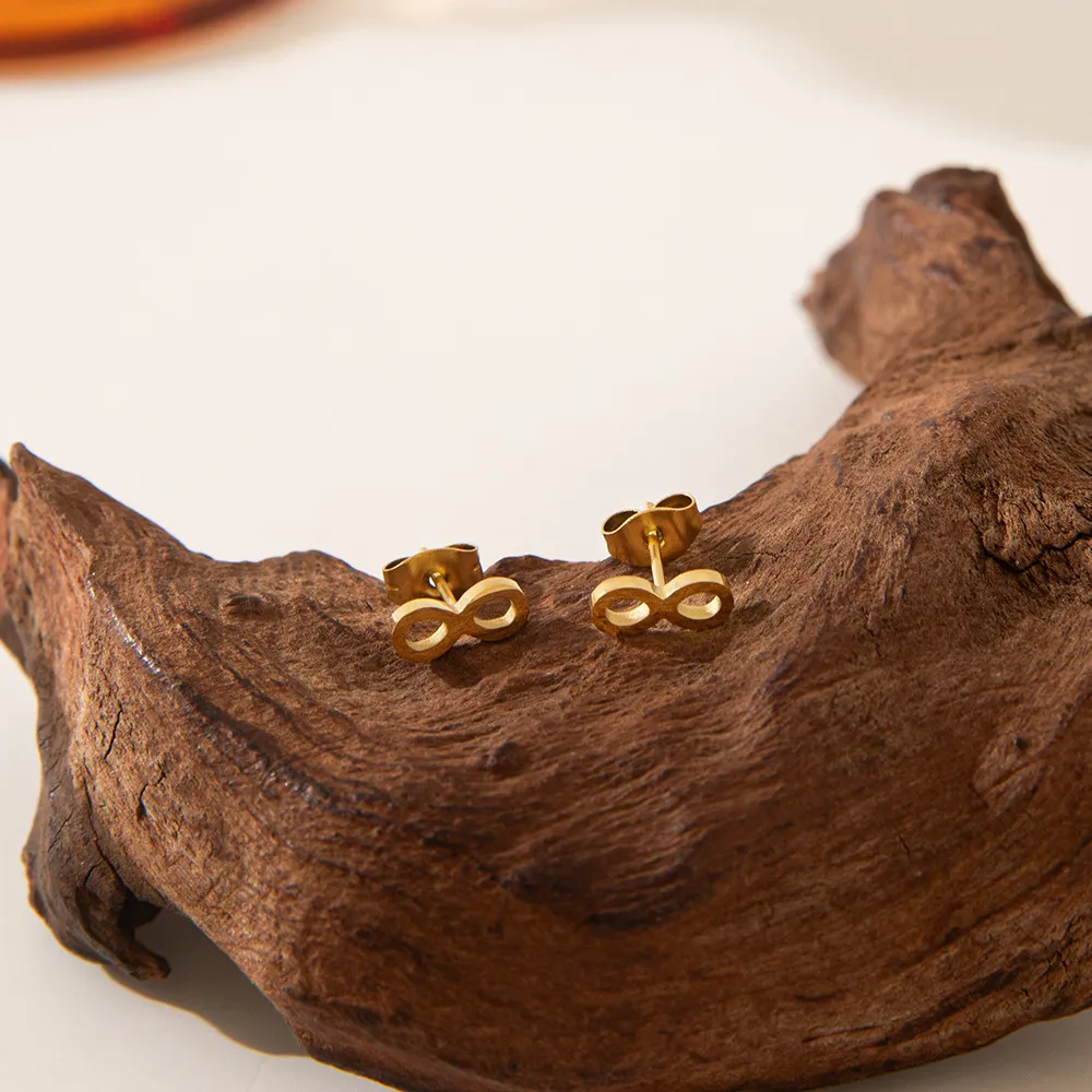 Women Gold-Plated Smooth Infinity 8-Word Earrings