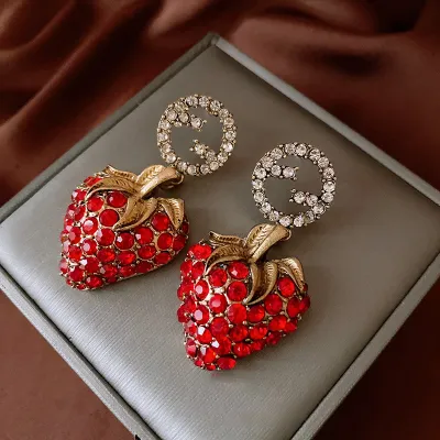 Women Fashion Exaggerated Elegant Rhinestone Strawberry Earrings