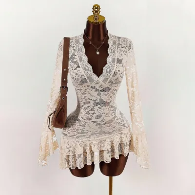 Vestido de mujer sexy de color liso con encaje calado, escote en V, manga larga y cintura ajustada.