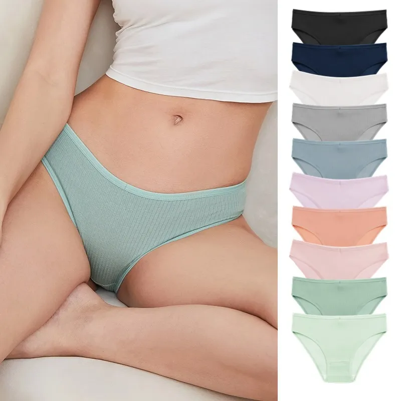 Women Simple Solid Color Breathable Underwear