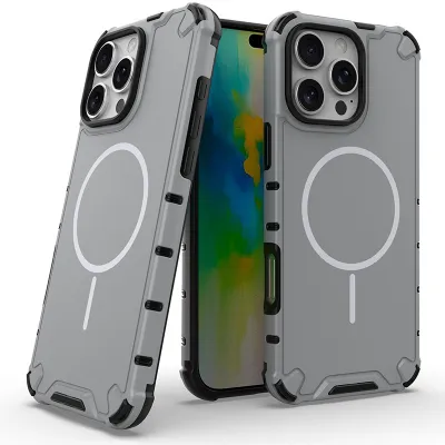 Fashion Simple Solid Color Magnetic Drop-Resistant TPU Semi-Transparent Phone Case