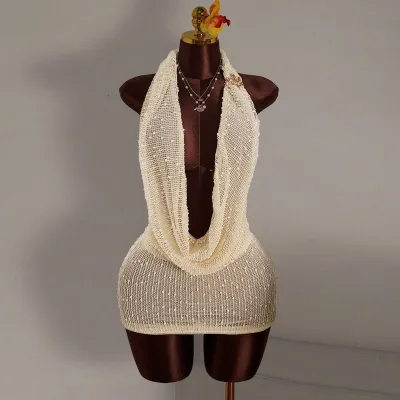 Vestido corto sin mangas de punto sexy con cuello halter y escote drapeado para mujer