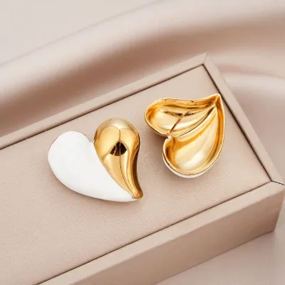 Fashion Stitching 304 Stainless Steel Heart-Shaped Light Luxury Earrings