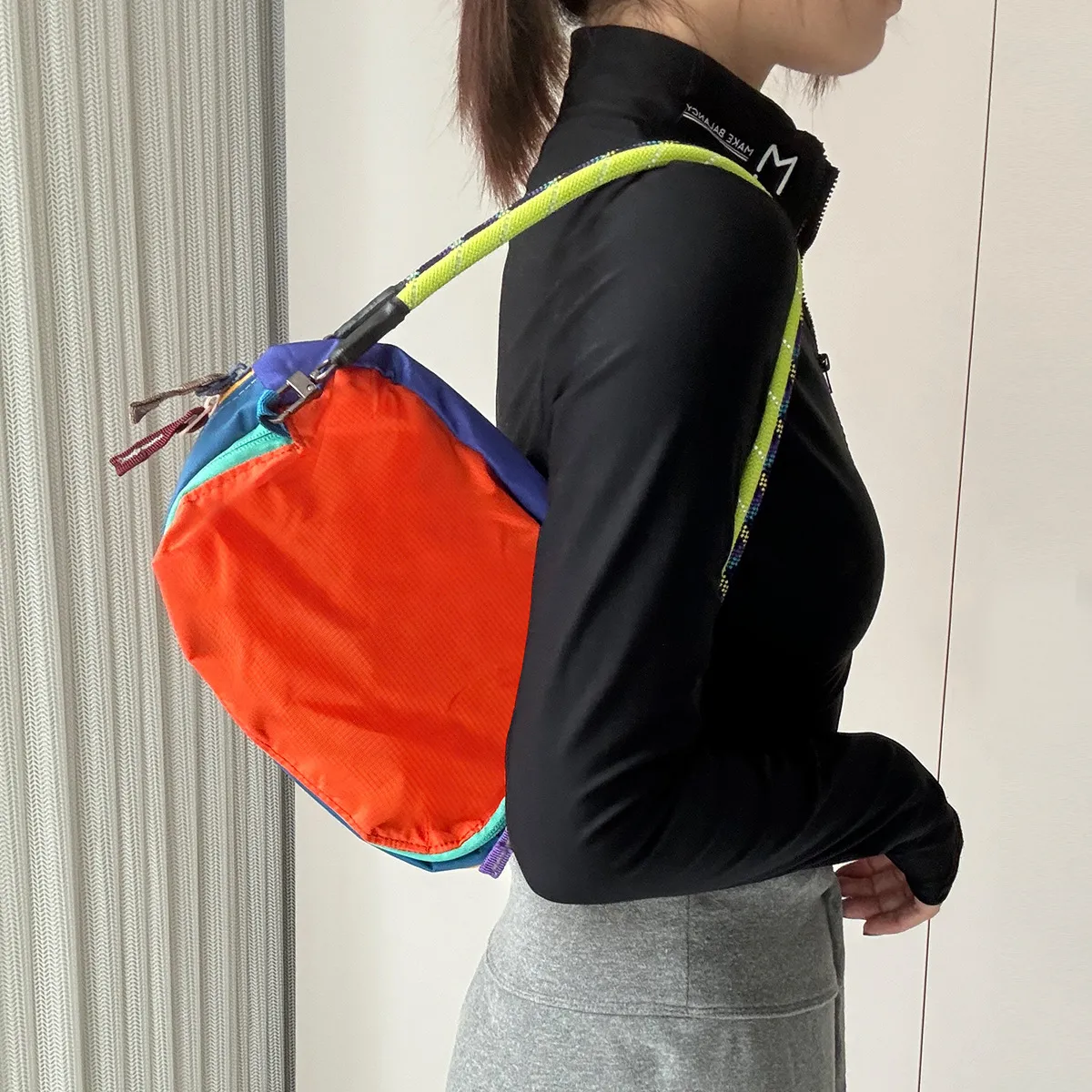 Fashion Dopamine Contrasting-Color Embroidered Large-Capacity Shoulder Bag Casual Storage