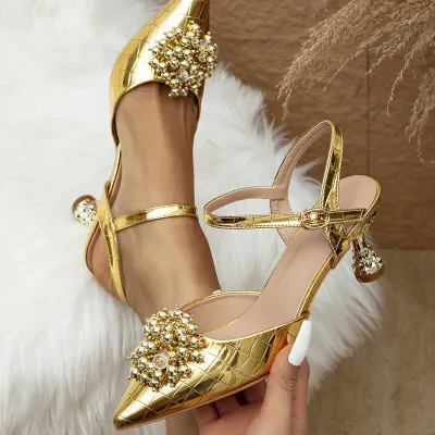 Women Elegant Solid Color Bead Decoration Patent Leather Pointed Toe Heeled Sandals