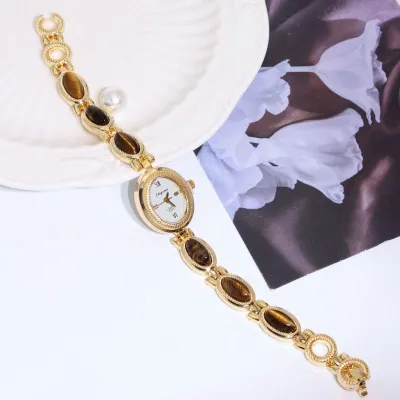 Women Fashion Turquoise Alloy Oval Watch Leisure Casual Style