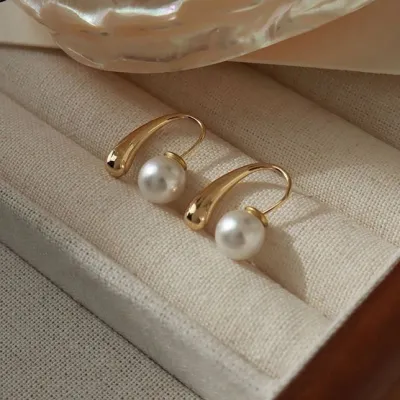 Women Fashion Elegant Baroque Pearl 316L Stainless Steel Earrings