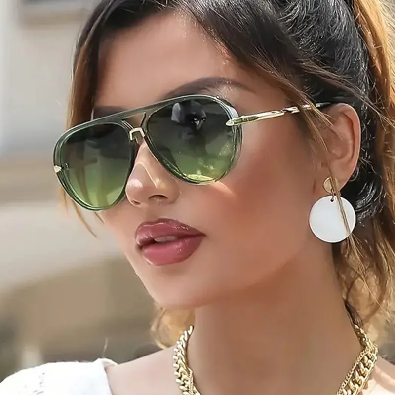 Women Fashion Casual Large Frame Sunglasses