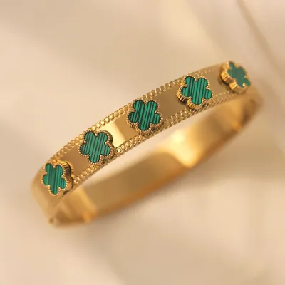 Women's Simple Four-Leaf Clover Electroplated Titanium Steel Bracelet