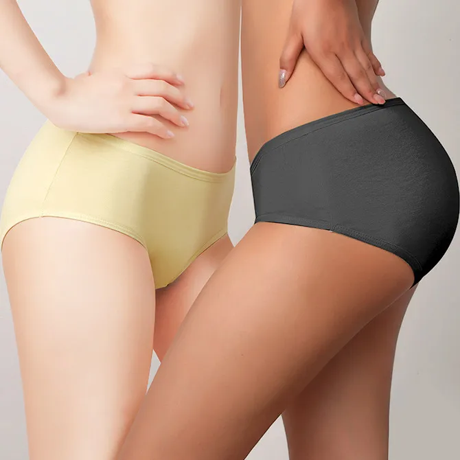 Women Fashion Simple Solid Color Breathable Underwear