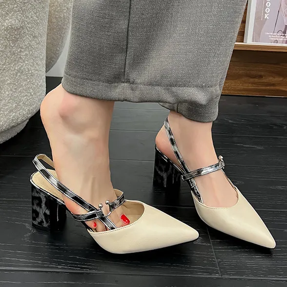 Women Fashion Sexy Leopard Print Pointed-Toe Slingback Chunky Heel Sandals