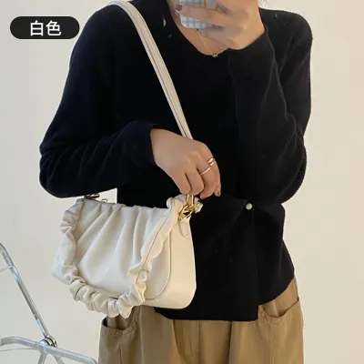 Women's Casual Solid Color Pleated Clouds Shoulder Bag