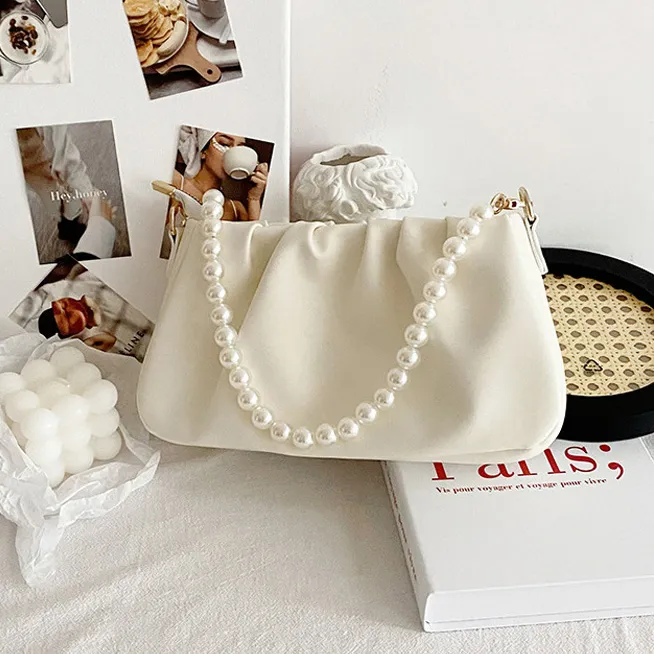 Women's Casual Solid Color Pleated Clouds Shoulder Bag