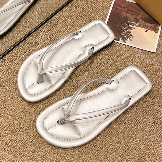 Women's Casual Solid Color Flip-Flop Flat Slippers Plus Size