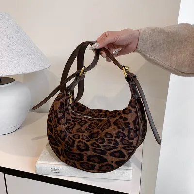 Women Fashion Casual Retro Leopard Dumpling Crossbody Bag