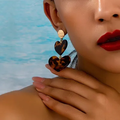 Women's Retro Leopard Love Acrylic Earrings Heart Shape