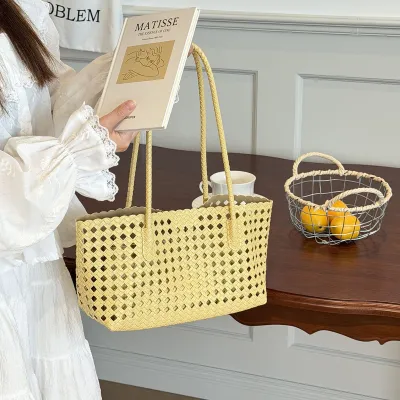 Women Fashion Solid Color Hollow PU Straw Shoulder Bags