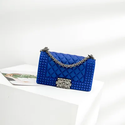 Women's Fashion Chain Shoulder Bag Solid Color Casual Day Bag