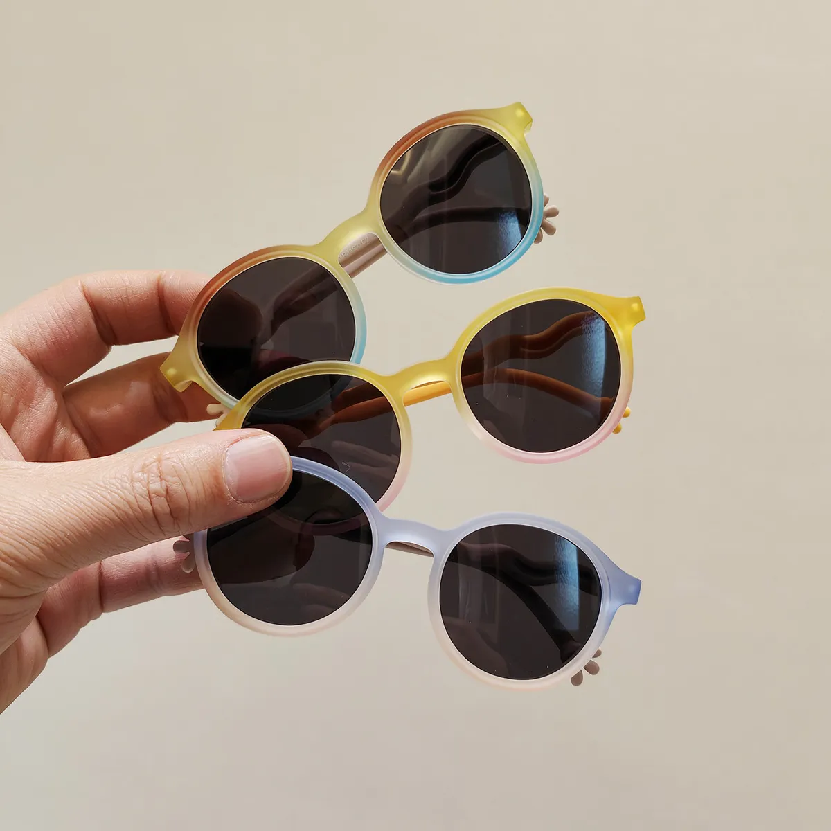 Kids Fashion Cute Jelly Color Round Frame Sunglasses TPEE TR TAC Lens