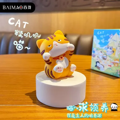 Creative Wood Carving Style Standing Cat Home Desktop Decorations