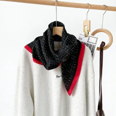 Women Fashion Retro Color Matching Square Scarf 65x65