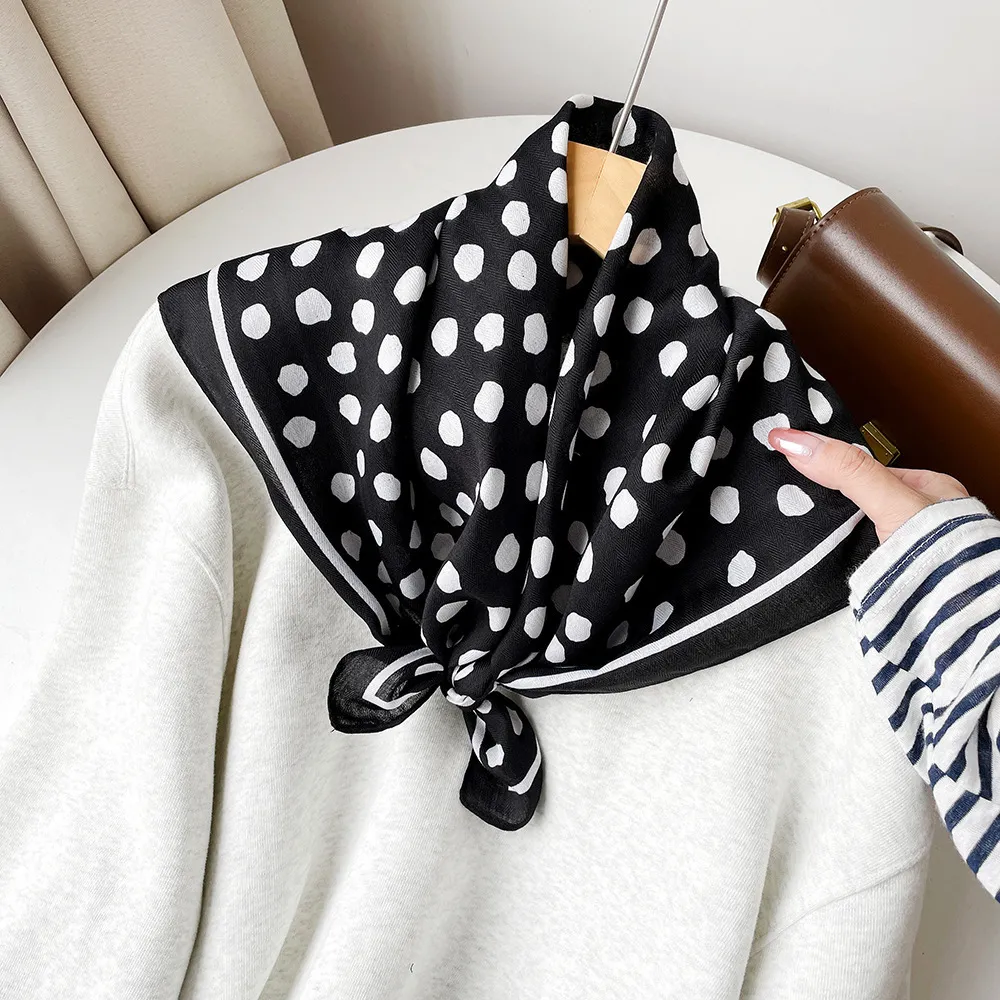 Women Fashion Retro Color Matching Square Scarf 65x65