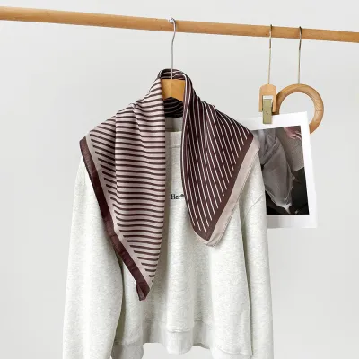 Women Fashion Retro Color Matching Square Scarf 65x65