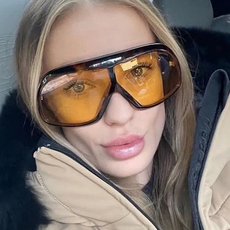 Women Fashion Casual Oversized Frame Sunglasses
