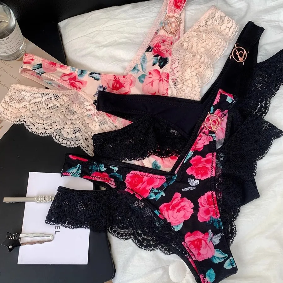 Women Fashion Sexy Printed Side V Metal Buckle Hollow Cotton Thong