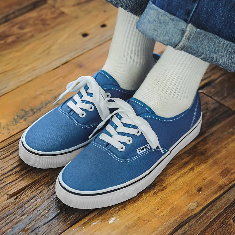 Women Fashion Casual Lace-Up Solid Color Flat Canvas Sneakers