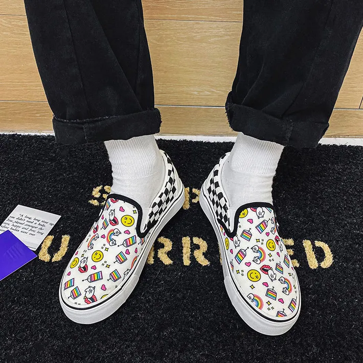 Women Fashion Casual Round-Toe Flat Canvas Sneakers Hand-Drawn