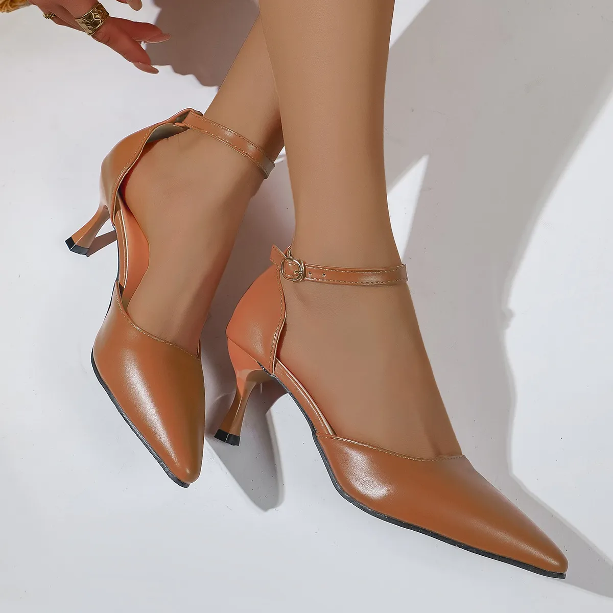 Women's Fashion Solid Color Pointed-Toe PU Heeled Sandals
