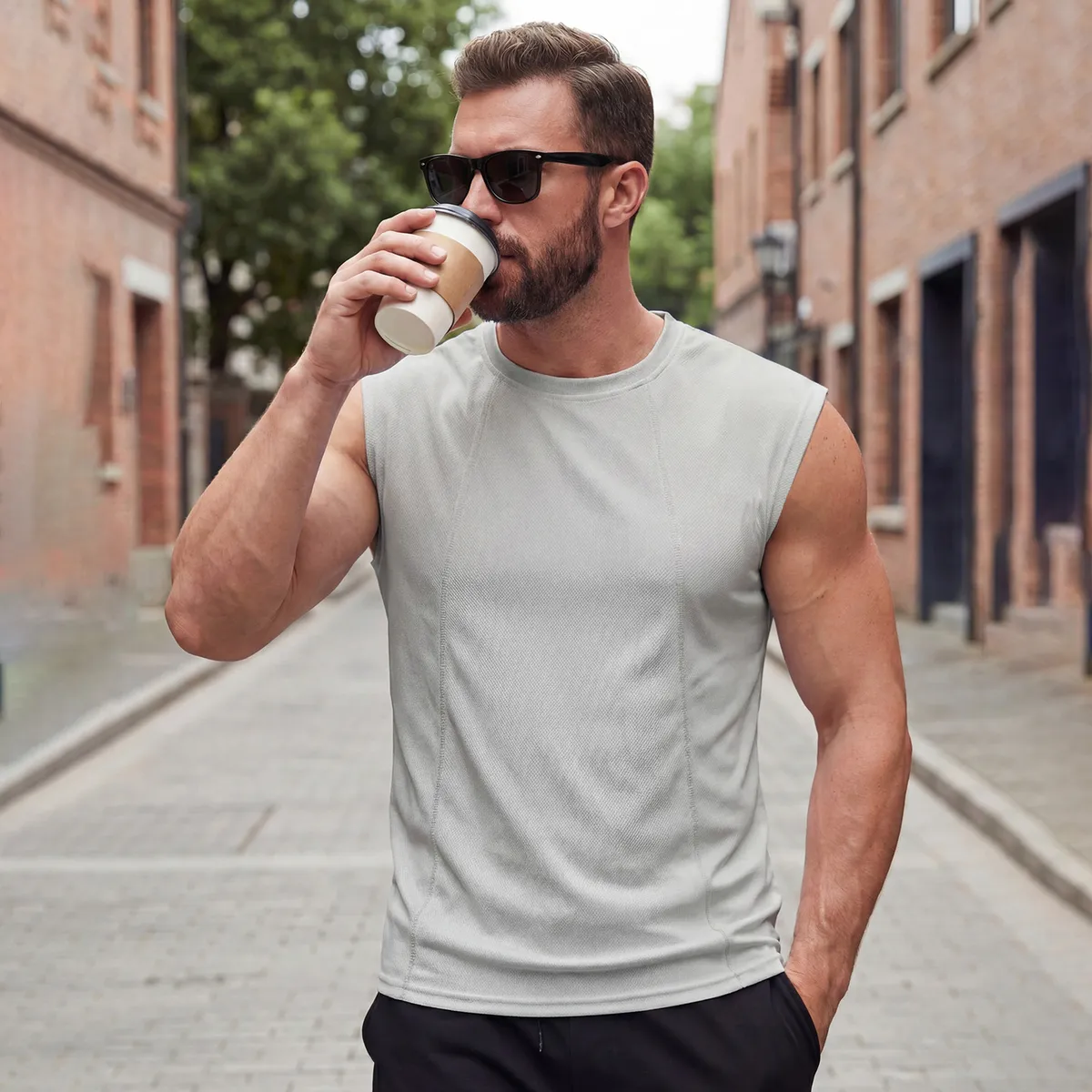 Men's Casual Solid Color Breathable Mesh Sleeveless Round Neck T-Shirt
